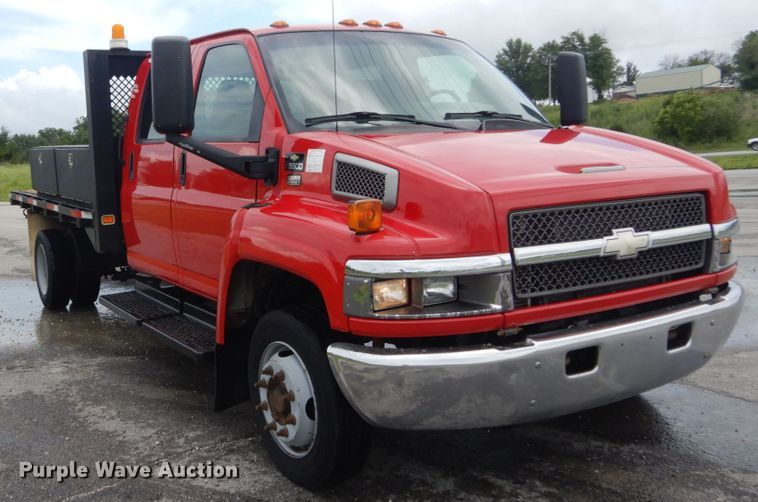 image for item IT9247 2006 Chevrolet C5500  flatbed truck