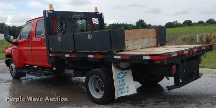 image for item IT9247 2006 Chevrolet C5500  flatbed truck