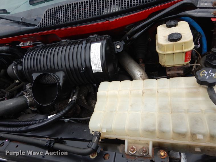 image for item IT9247 2006 Chevrolet C5500  flatbed truck