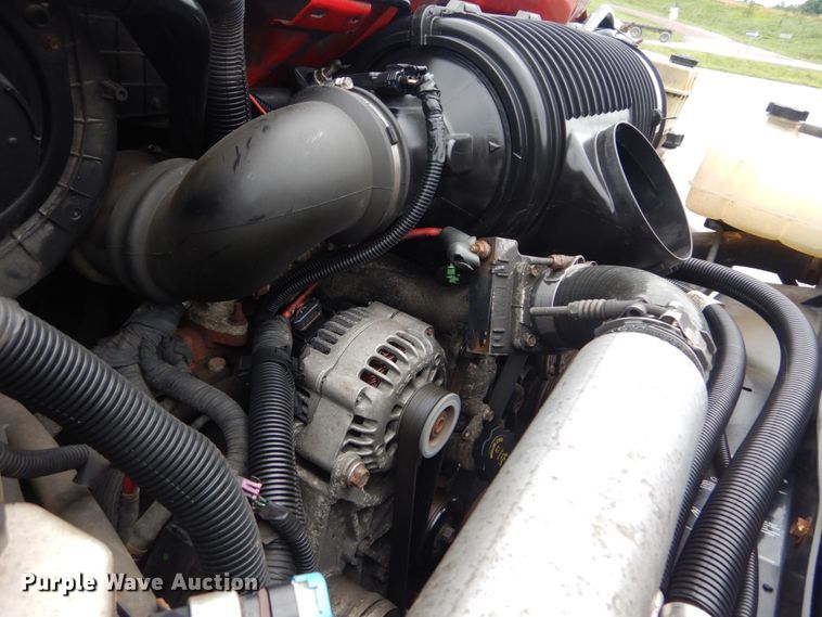 image for item IT9247 2006 Chevrolet C5500  flatbed truck