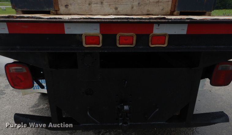 image for item IT9247 2006 Chevrolet C5500  flatbed truck