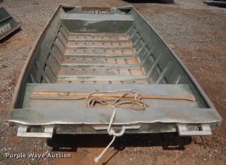 image for item IT9643 1998 Alumaweld  boat