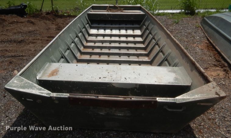 image for item IT9643 1998 Alumaweld  boat