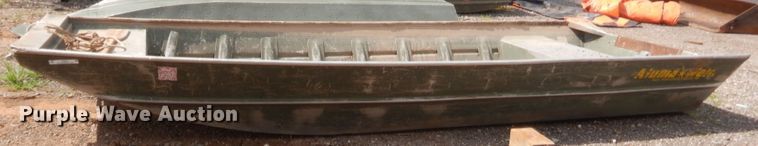 image for item IT9643 1998 Alumaweld  boat