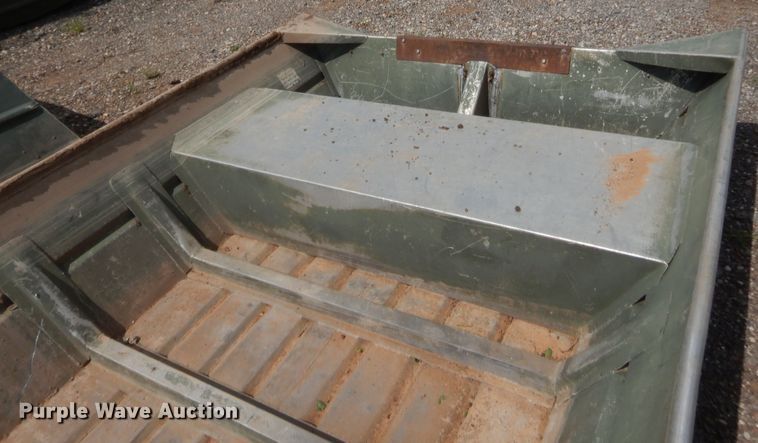 image for item IT9643 1998 Alumaweld  boat