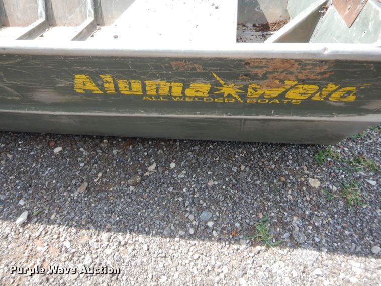 image for item IT9643 1998 Alumaweld  boat