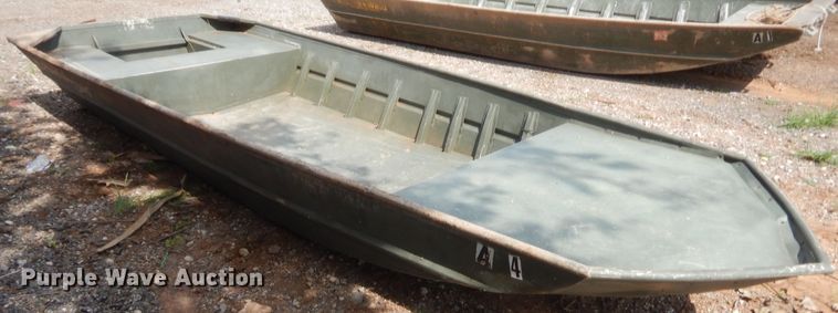 image for item IT9644 2015 Alumacraft  boat