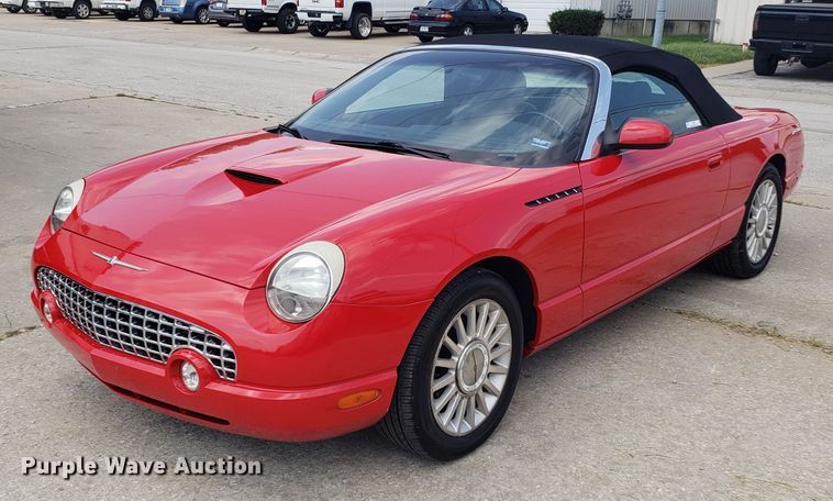 image for item IU9470 2002 Ford Thunderbird  convertible