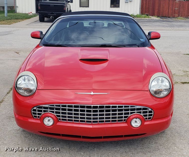 image for item IU9470 2002 Ford Thunderbird  convertible