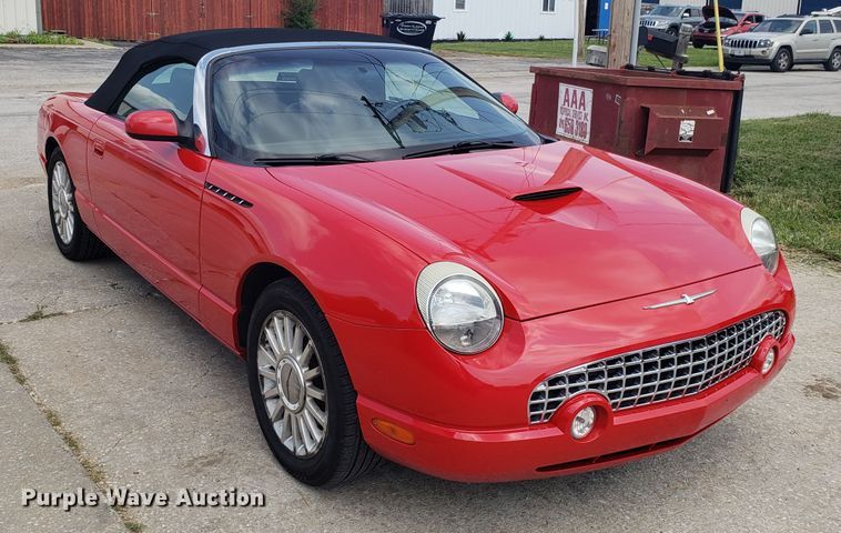 image for item IU9470 2002 Ford Thunderbird  convertible