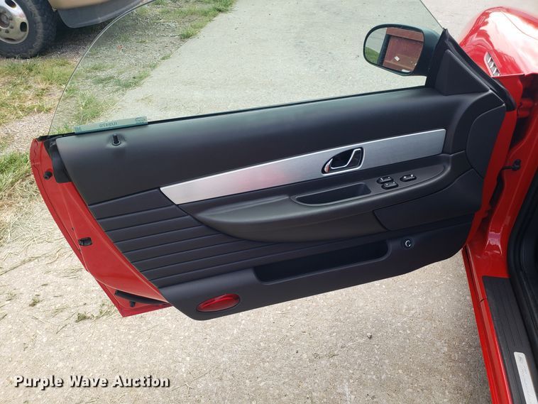 image for item IU9470 2002 Ford Thunderbird  convertible