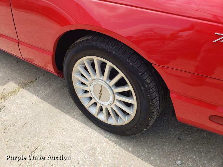 image for item IU9470 2002 Ford Thunderbird  convertible