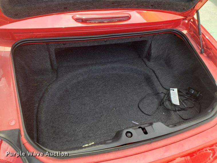 image for item IU9470 2002 Ford Thunderbird  convertible