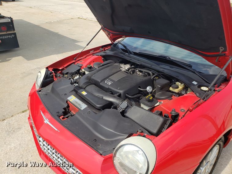 image for item IU9470 2002 Ford Thunderbird  convertible