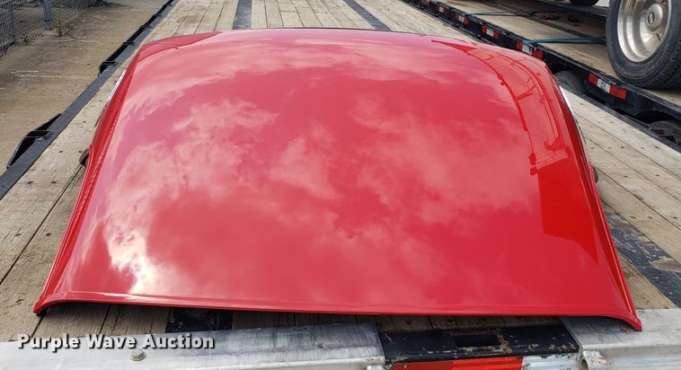 image for item IU9470 2002 Ford Thunderbird  convertible