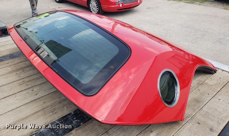 image for item IU9470 2002 Ford Thunderbird  convertible