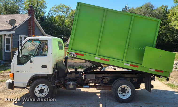 image for item IU9491 2005 Isuzu NPR  dump truck