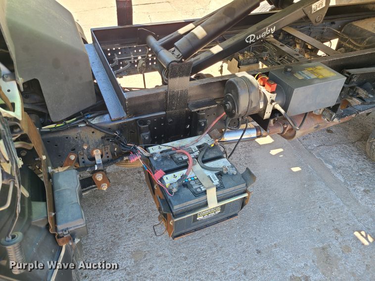 image for item IU9491 2005 Isuzu NPR  dump truck