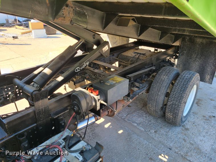 image for item IU9491 2005 Isuzu NPR  dump truck