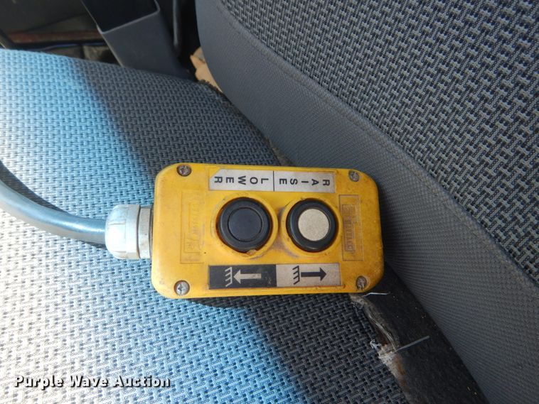 image for item JG9150 2002 Ford F550 Super Duty XL  dump truck