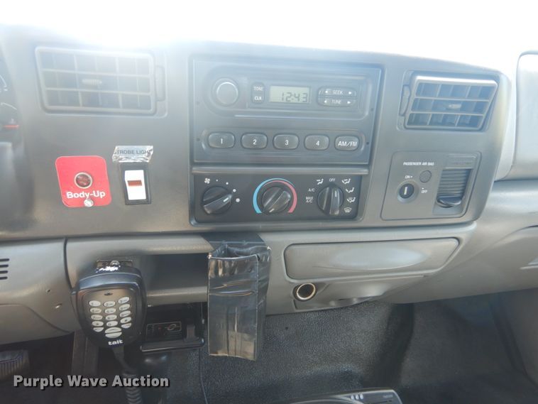 image for item JG9150 2002 Ford F550 Super Duty XL  dump truck