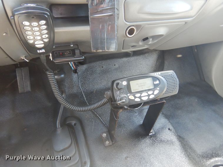 image for item JG9150 2002 Ford F550 Super Duty XL  dump truck