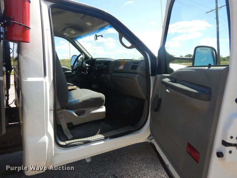 image for item JG9150 2002 Ford F550 Super Duty XL  dump truck