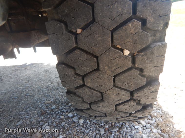 image for item JG9150 2002 Ford F550 Super Duty XL  dump truck