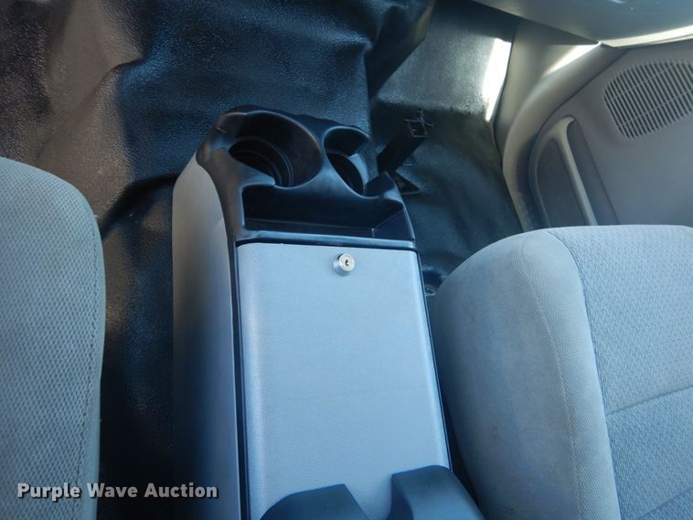 image for item JG9166 2004 Ford Excursion  SUV