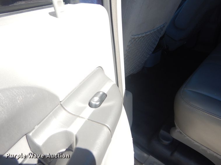 image for item JG9166 2004 Ford Excursion  SUV