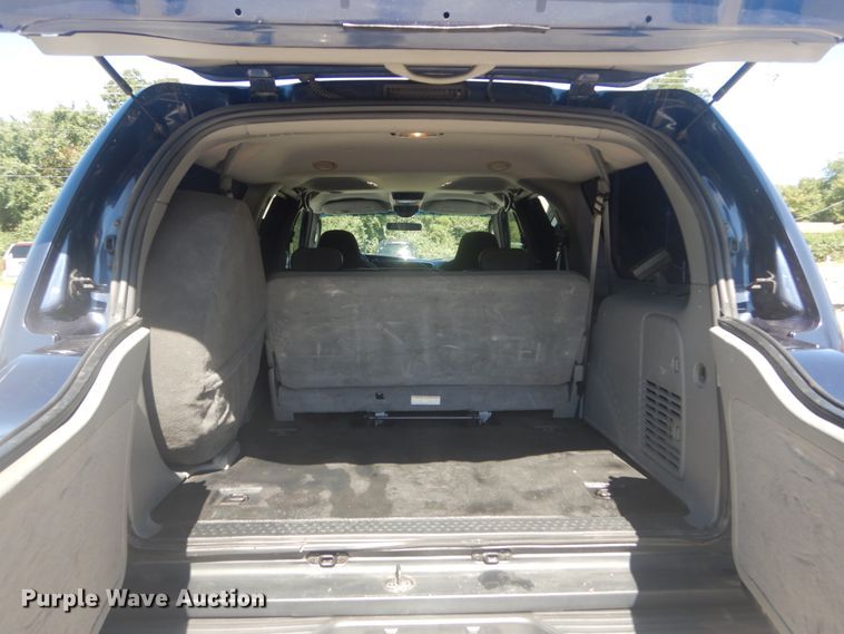 image for item JG9166 2004 Ford Excursion  SUV