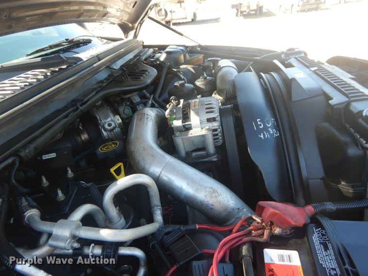 image for item JG9166 2004 Ford Excursion  SUV