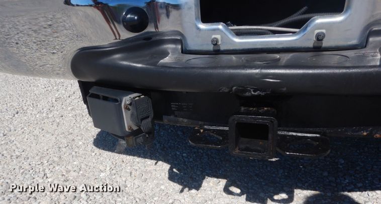 image for item JG9166 2004 Ford Excursion  SUV