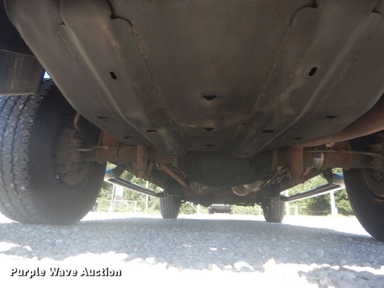 image for item JG9166 2004 Ford Excursion  SUV