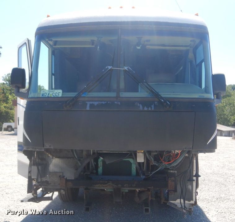 image for item JG9167 1996 Fleetwood American Tradition  RV