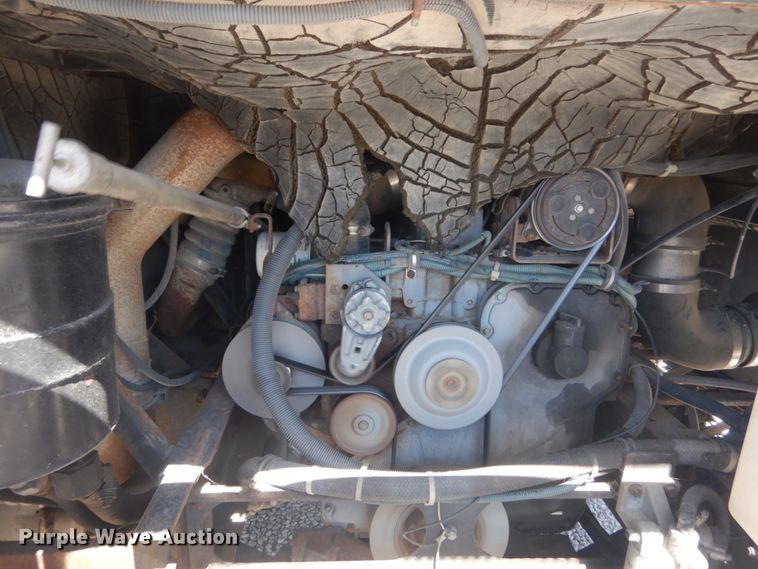 image for item JG9167 1996 Fleetwood American Tradition  RV