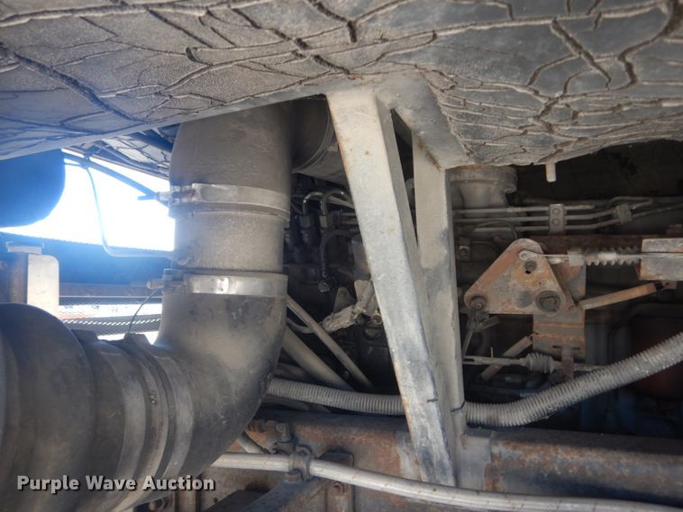 image for item JG9167 1996 Fleetwood American Tradition  RV