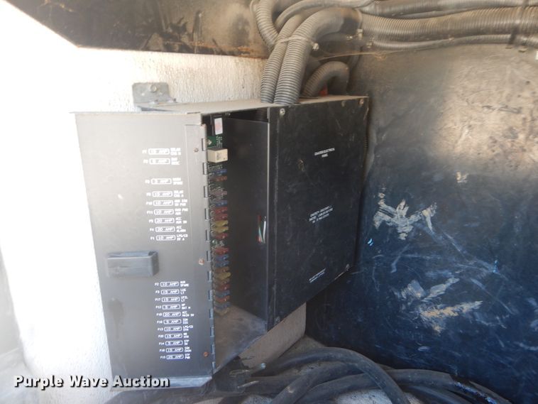 image for item JG9167 1996 Fleetwood American Tradition  RV