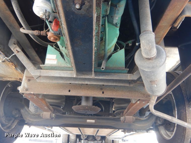 image for item JG9167 1996 Fleetwood American Tradition  RV