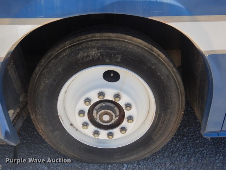 image for item JG9167 1996 Fleetwood American Tradition  RV