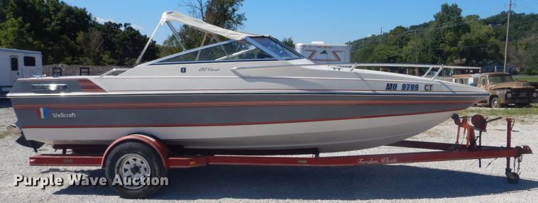image for item JG9168 1988 Wellcraft 192 Classic  boat