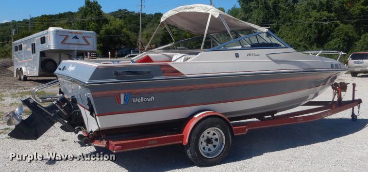 image for item JG9168 1988 Wellcraft 192 Classic  boat