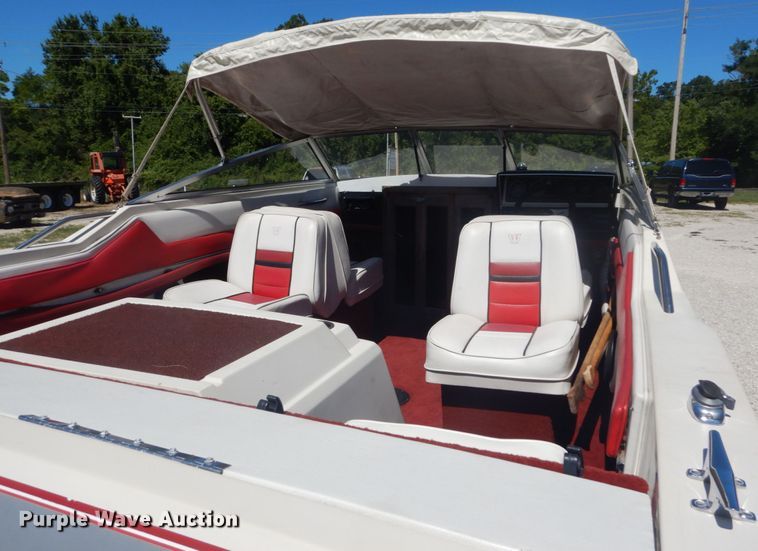 image for item JG9168 1988 Wellcraft 192 Classic  boat