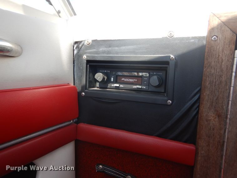 image for item JG9168 1988 Wellcraft 192 Classic  boat