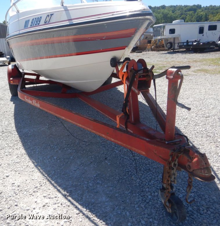 image for item JG9168 1988 Wellcraft 192 Classic  boat