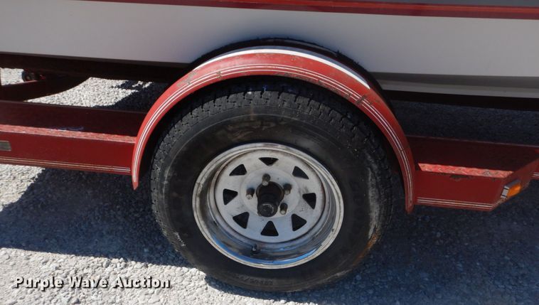 image for item JG9168 1988 Wellcraft 192 Classic  boat