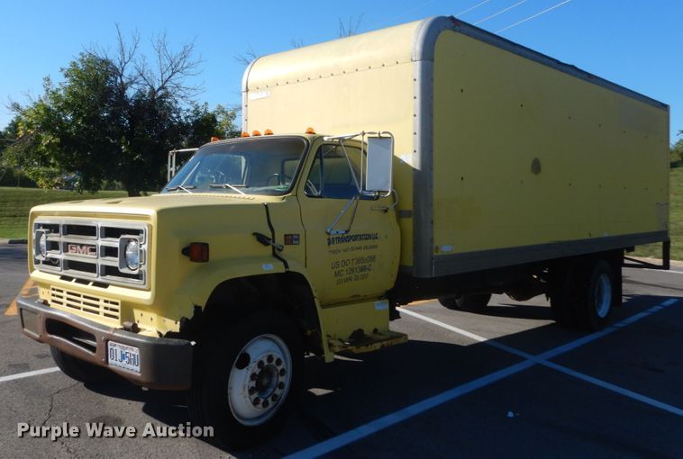 image for item JG9169 1987 GMC 7000  box truck
