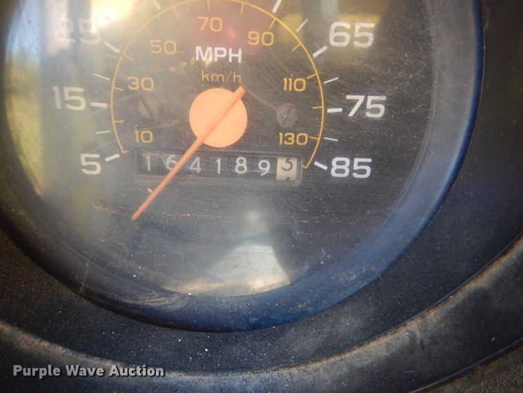 image for item JG9169 1987 GMC 7000  box truck