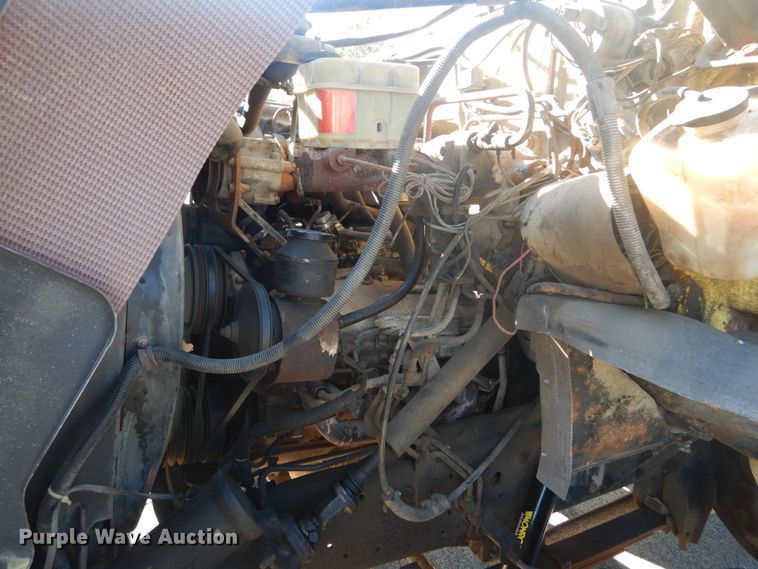 image for item JG9169 1987 GMC 7000  box truck