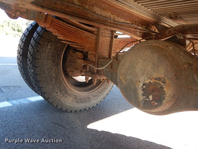 image for item JG9169 1987 GMC 7000  box truck